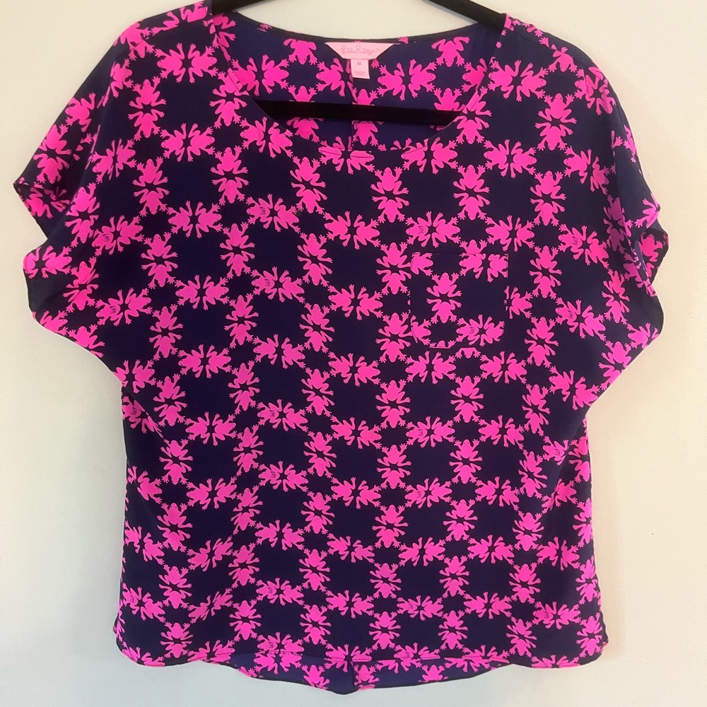 Lilly Pulitzer Guava Get Hoppy Blouse - Picture 2 of 4